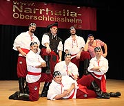 das Männerballet hat sich des Themas"Piraten" angenommen (©Foto: Martin Schmitz)